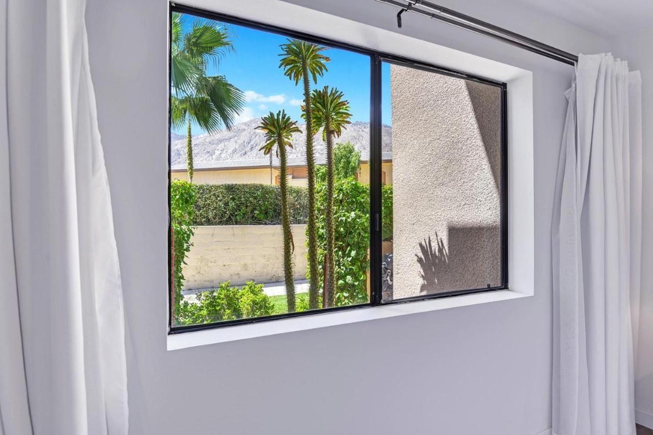 Modern Plaza Villas Oasis Палм Спринг Екстериор снимка