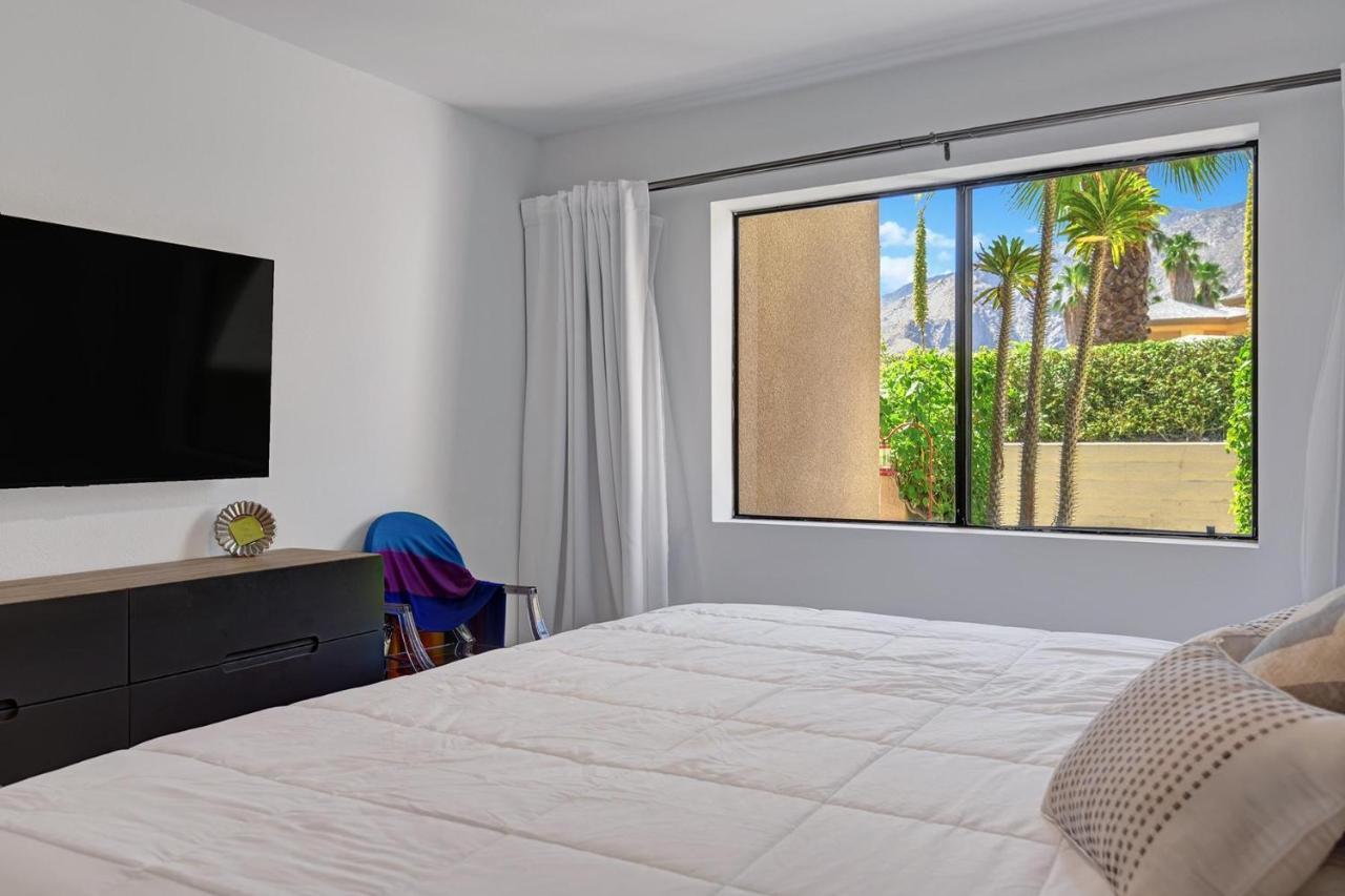 Modern Plaza Villas Oasis Палм Спринг Екстериор снимка
