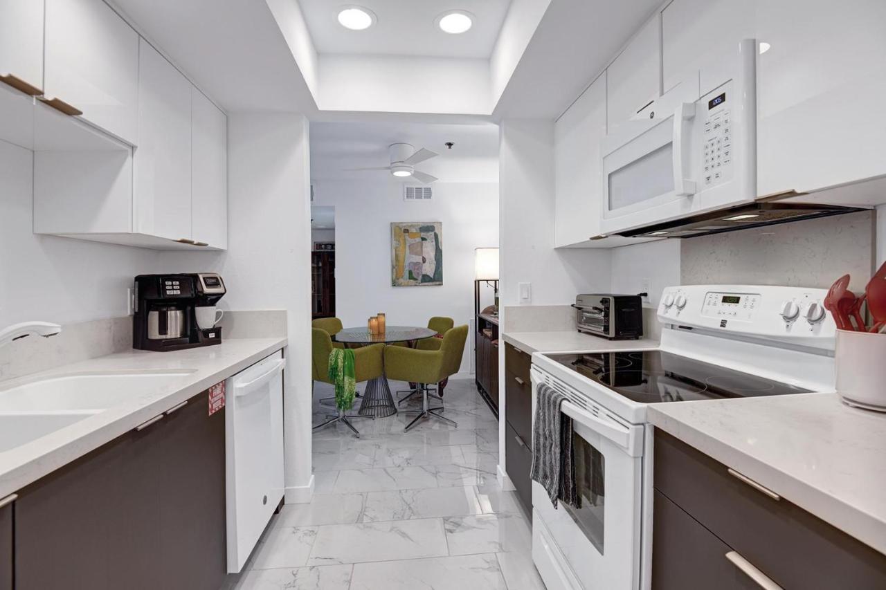 Modern Plaza Villas Oasis Палм Спринг Екстериор снимка
