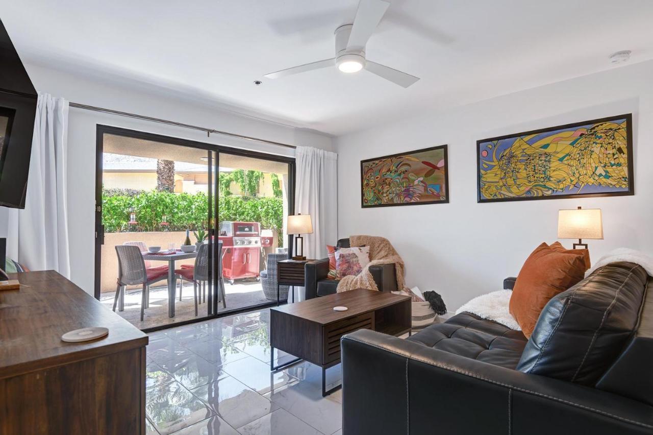 Modern Plaza Villas Oasis Палм Спринг Екстериор снимка